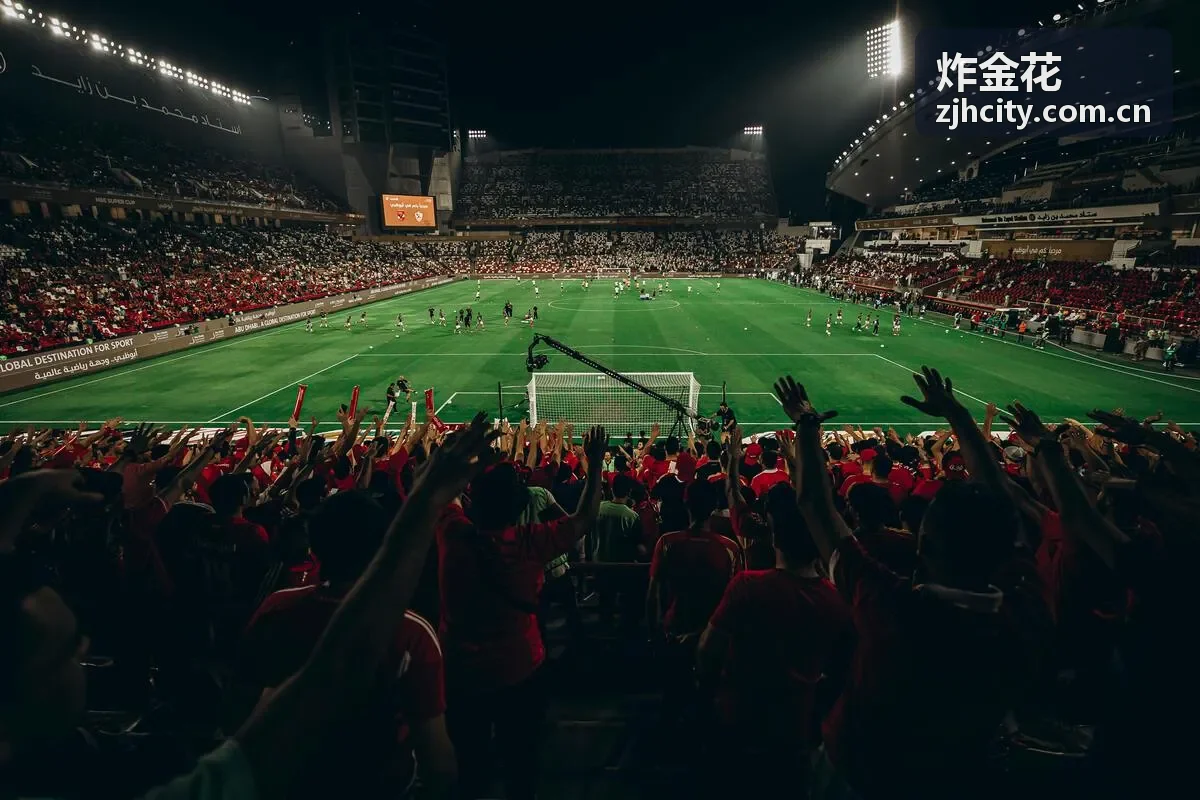 炸金花朋友聚会场景